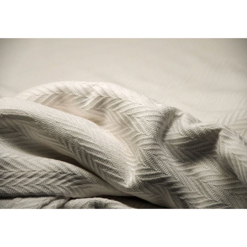 The Hotel Collection - BAIA - Luxury Herringbone Bedspread - Mother of Pearl